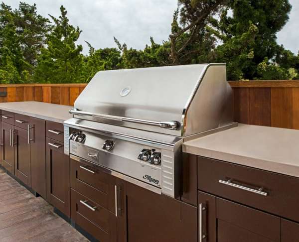 Onfire carries Trex Outdoor Kitchens