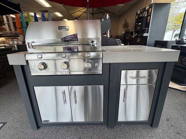 Stoll-Island-w-Saber-Grill